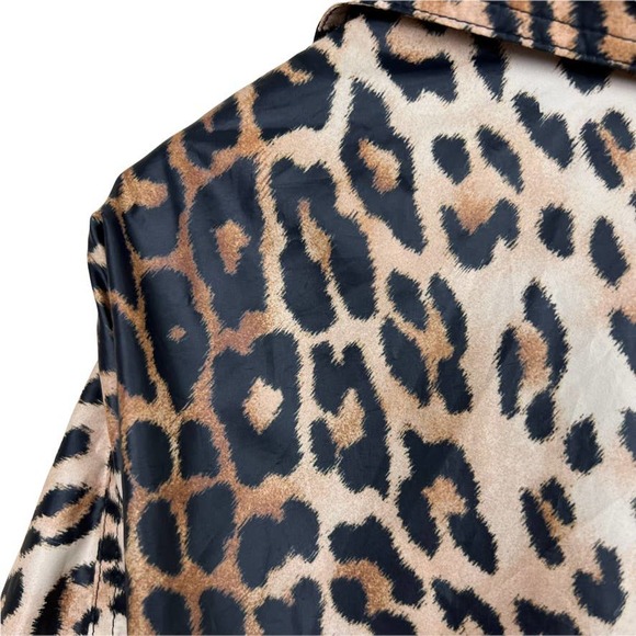 Forever 21 Cropped Leopard Print Windbreaker Jacket Size 1x - Picture 8 of 11